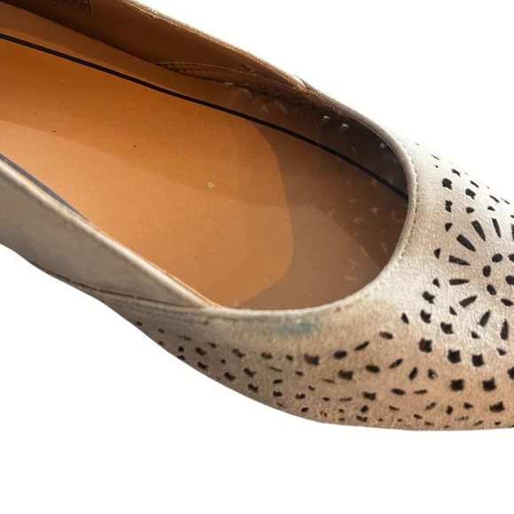 Vionic Carmela Dark Taupe Perforated Suede Almond Toe Flats 7 - Picture 3 of 8